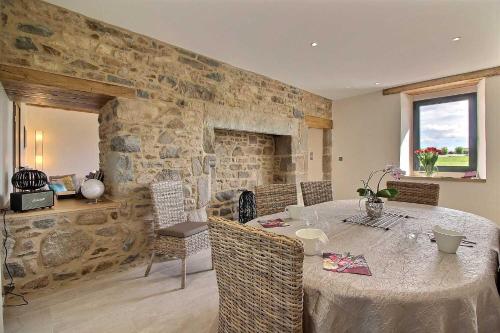 Le petit abri des pins in Pleubian, France