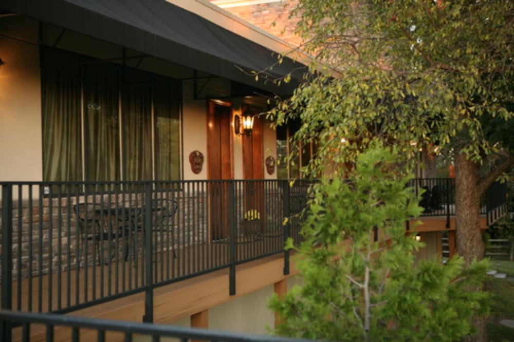 Two Hearts Inn - photo 55
