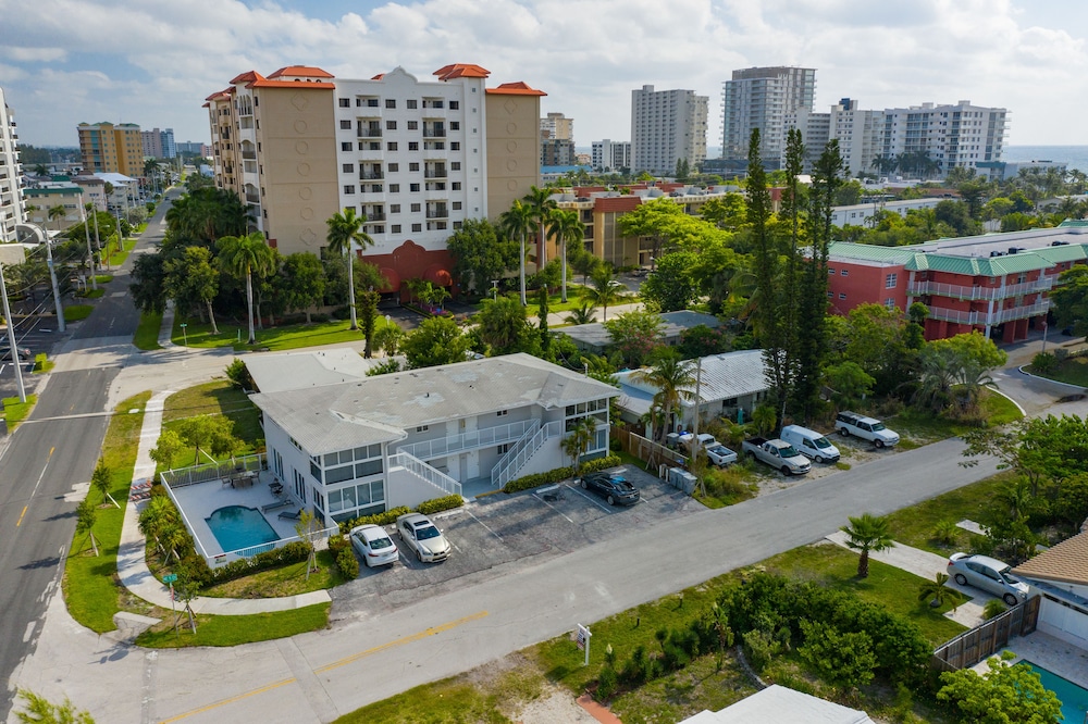 Pompano Suites by the Beach - photo 70