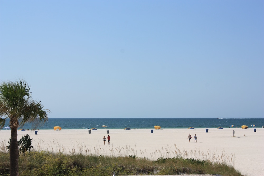 iBeach Resort - photo 61