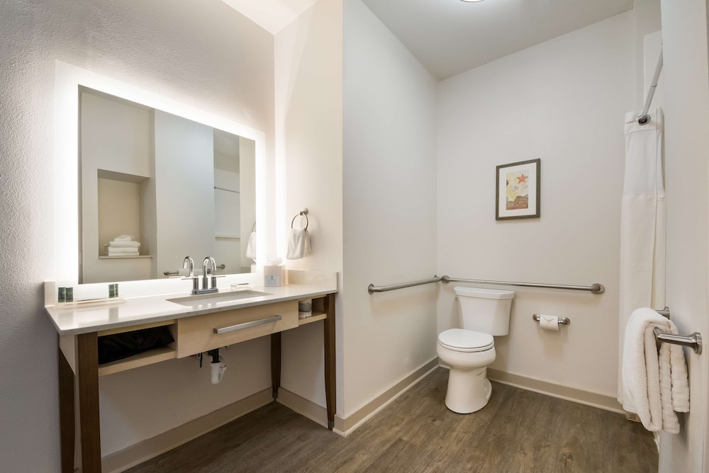 Best Western Bandera Suites & Saloon - photo 26