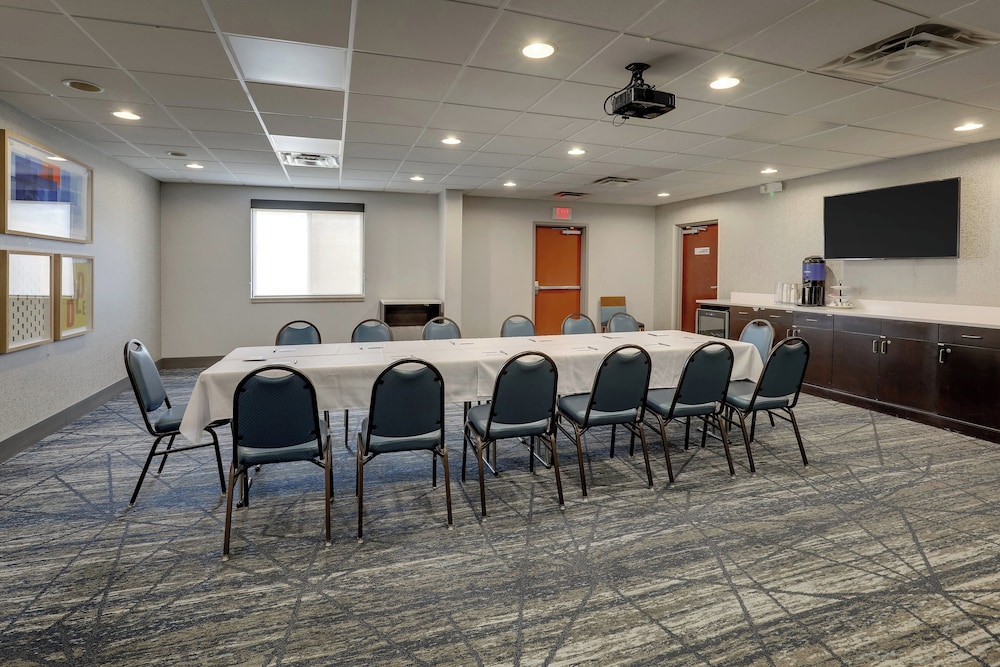 Holiday Inn Express Hotel & Suites Gadsden W Near Attalla by IHG - photo 81