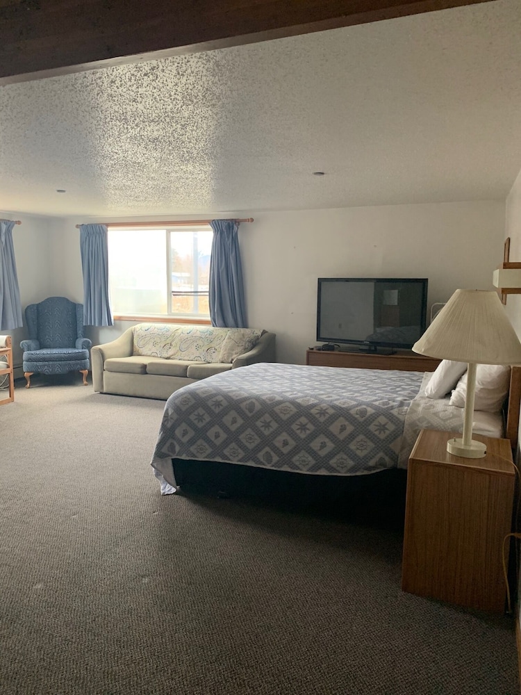 Marina Motel - carbon neutral hotel in Seward