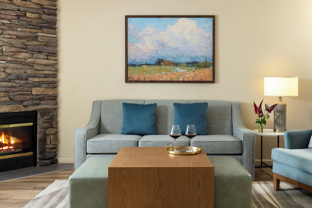 Meadowbrook Inn - photo 20