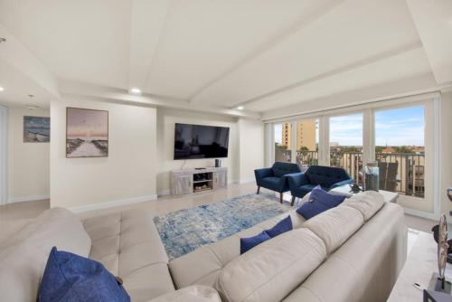 Amazing 5th floor beachfront condo wonderful views — 4-Star Luxury Hotel in South Padre Island, United States