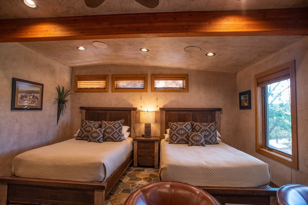 Cougar Ridge Resort LLC - photo 26