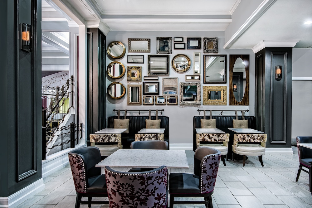 Hotel Indigo Dallas Downtown by IHG - photo 33