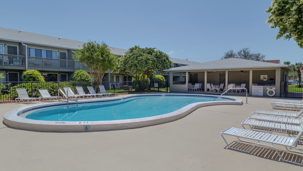 Hidden Beach Villas — 4-Star Luxury Hotel in Seaside, United States