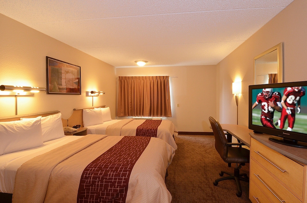Red Roof Inn San Antonio Airport - photo 12