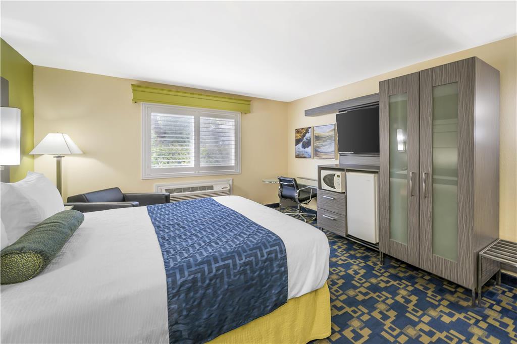 Best Western Antelope Inn & Suites - photo 24