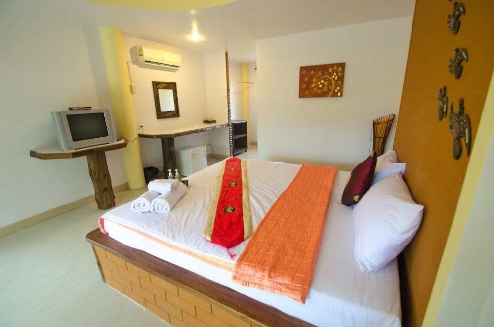 Baan Aroonwan Hua Hin in Hua Hin, Thailand