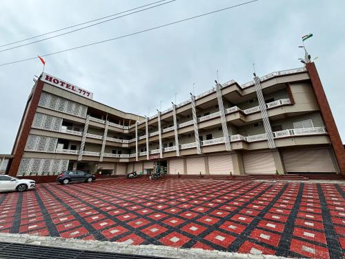 Hotel 777 in Pithampur, India