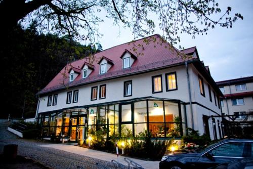 Waldhotel Linzmuhle — hotel in Kahla