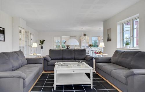 6 Bedroom Cozy Home In Grindsted — Grindsted — photo 3