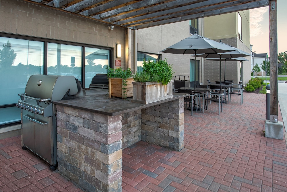 TownePlace Suites by Marriott Detroit Belleville - photo 63