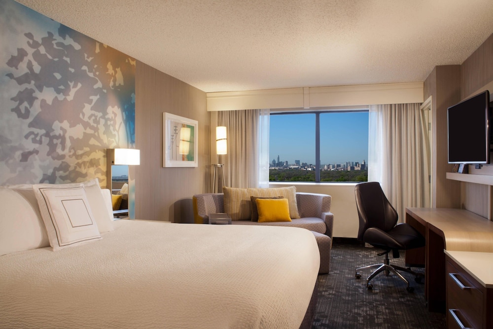 Courtyard by Marriott Austin University Area - photo 9