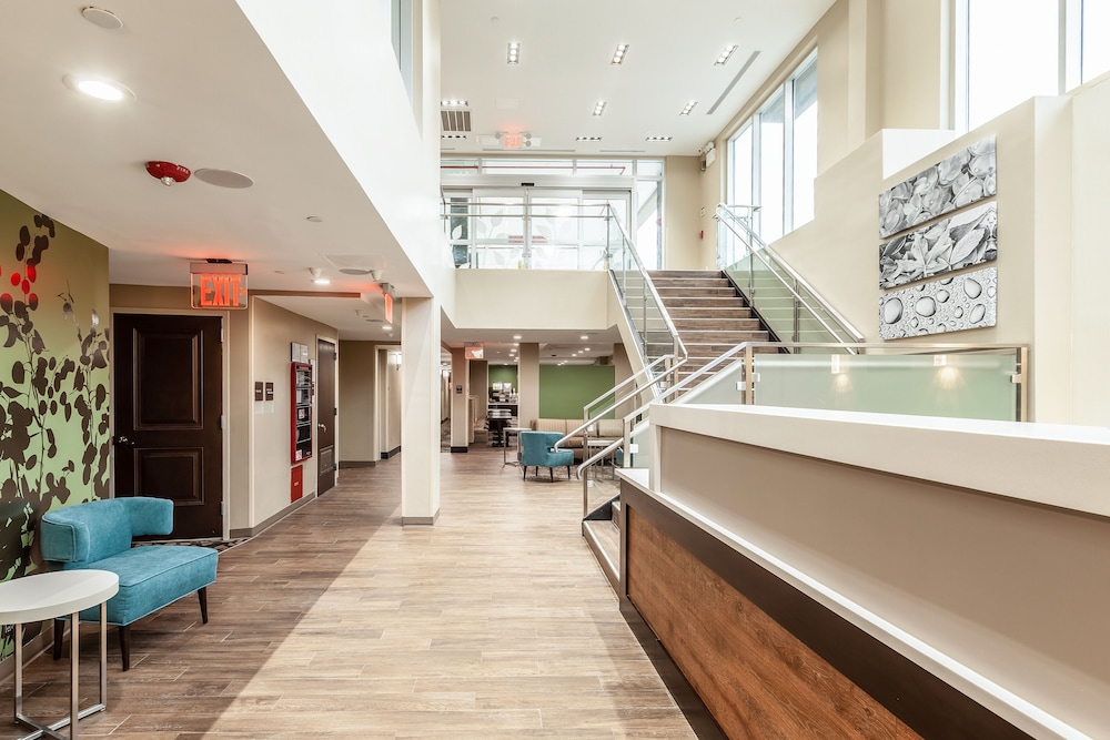 Van Wyck Hotel & Suites Near JFK Airport - photo 38