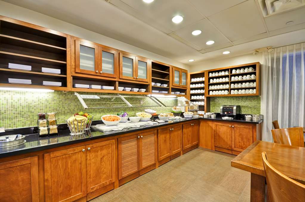 Hyatt Place Tampa Airport Westshore - photo 38