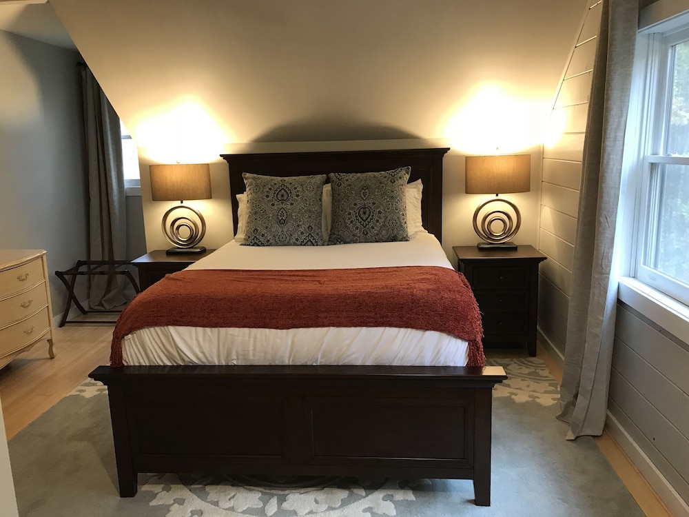 Barefoot Hills - photo 5