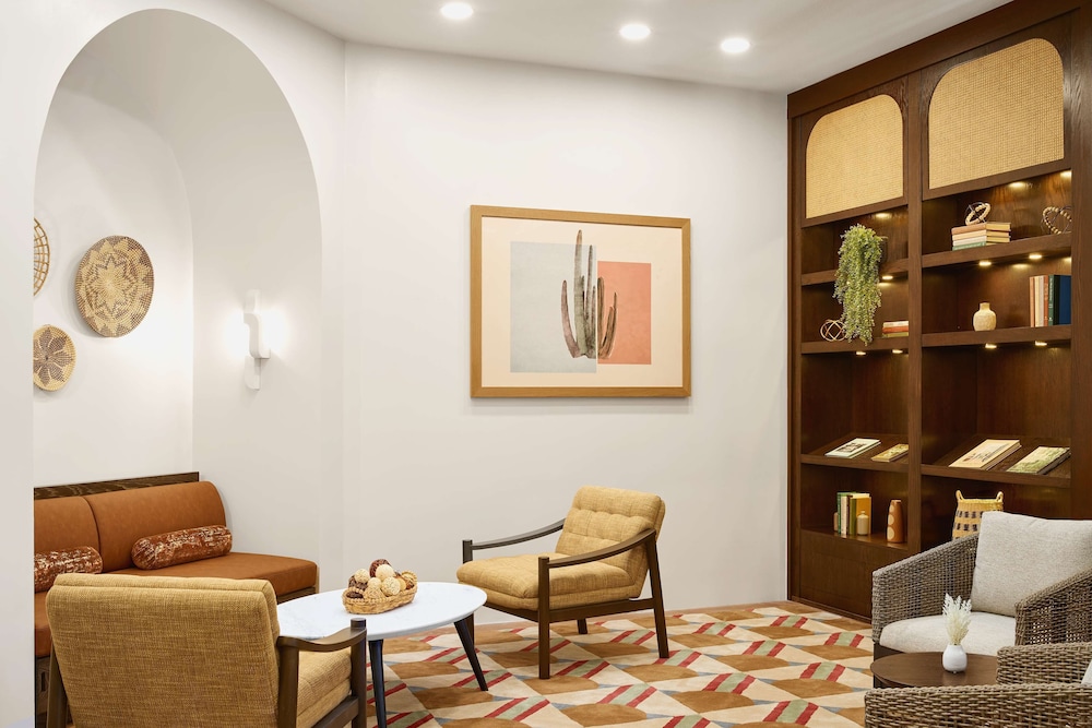 The Scottsdale Resort at McCormick Ranch - photo 2