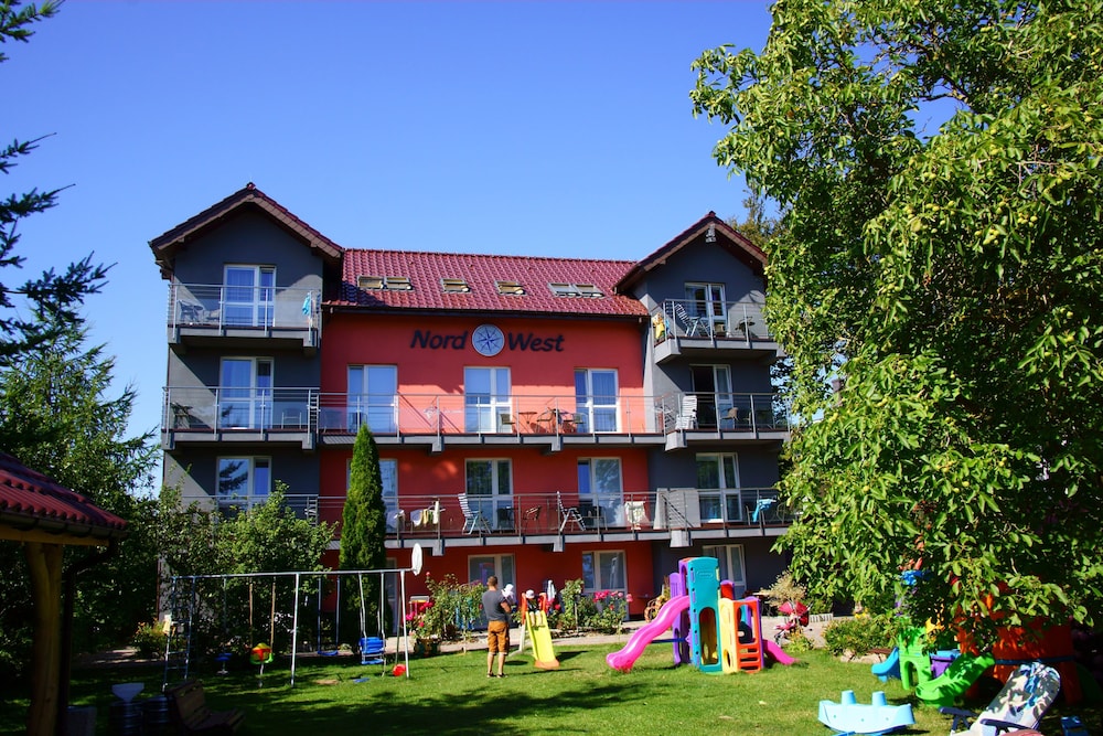 Nord West — hotel in Ustronie Morskie