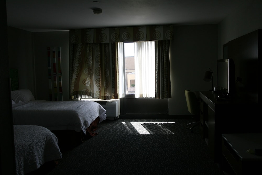 Hampton Inn Clarion - photo 29