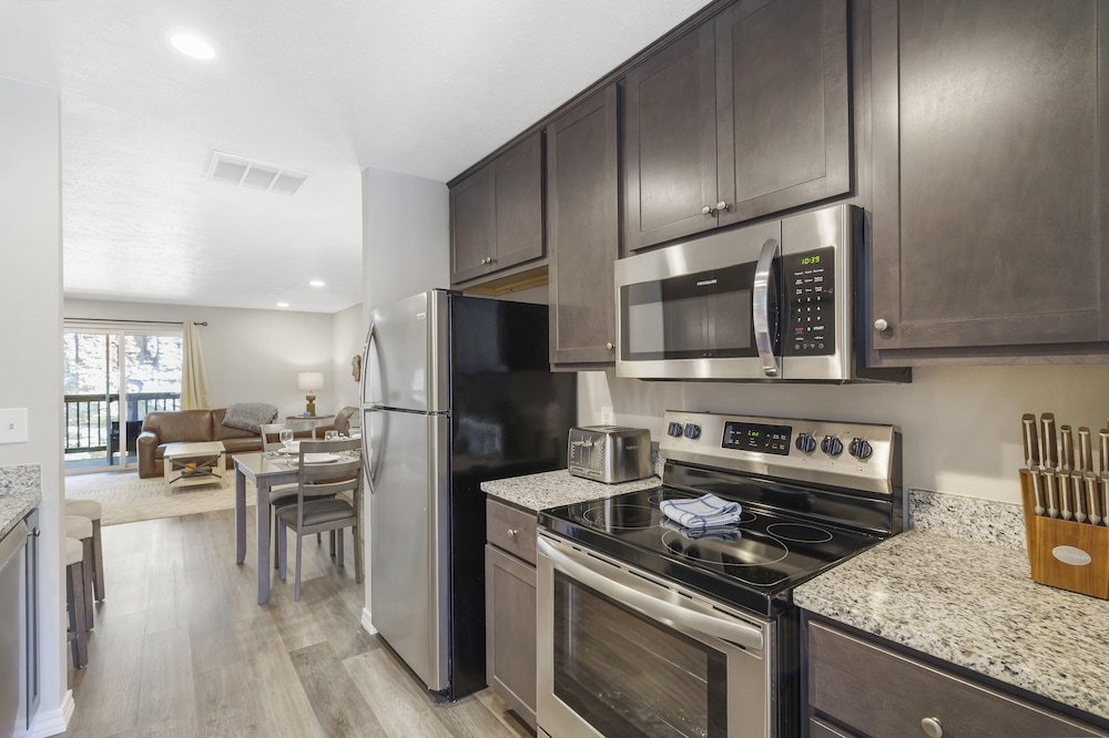 Hillside Duo 2 Units in The Vineyards Resort - photo 18