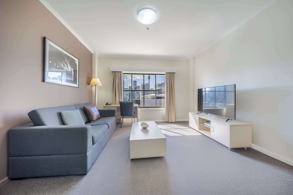 Oaks Sydney Goldsbrough Suites — 4-Star Luxury Hotel in Sydney, Australia
