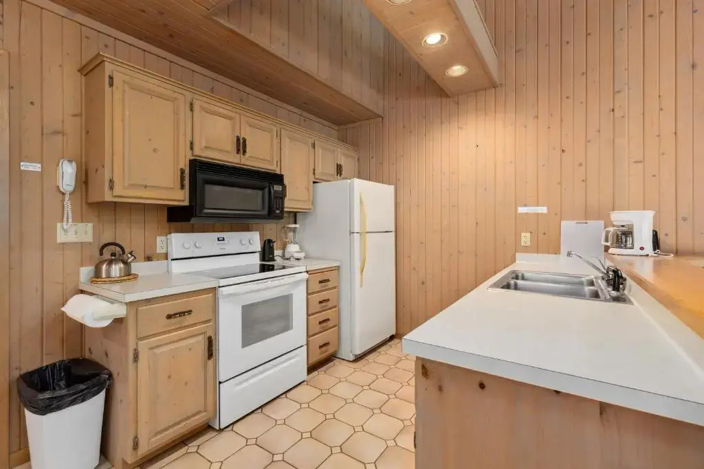 Causeway On Gull Resort Association - photo 26