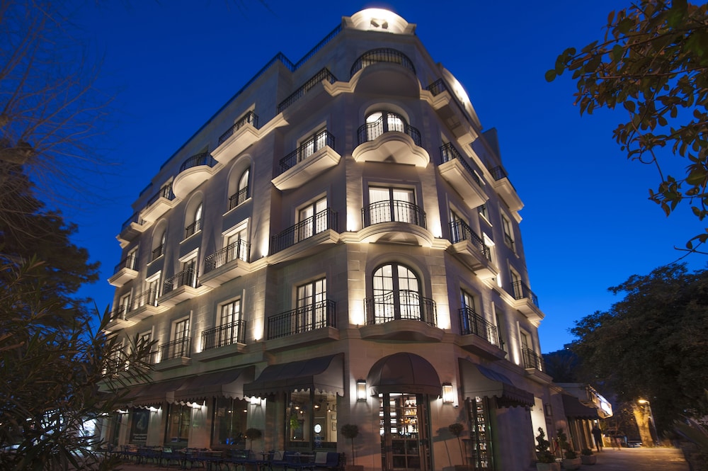 Hotel Majestic - last minute hotel in Budva