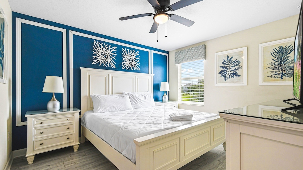 Elegant Home With Resort Amenities Gameroom - photo 5
