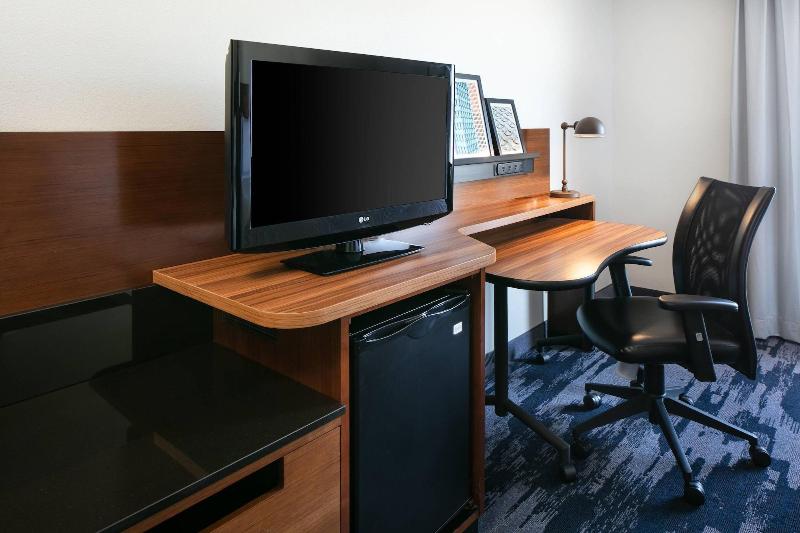 Fairfield Inn & Suites by Marriott Tulsa Central - photo 33