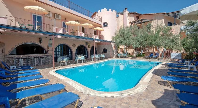 Kleoni Club Hotel & Apartments in Tolon, Greece