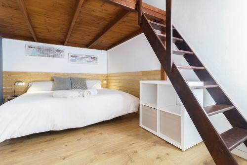 Casa Premia — 4-Star Luxury Hotel in Premia De Mar, Spain