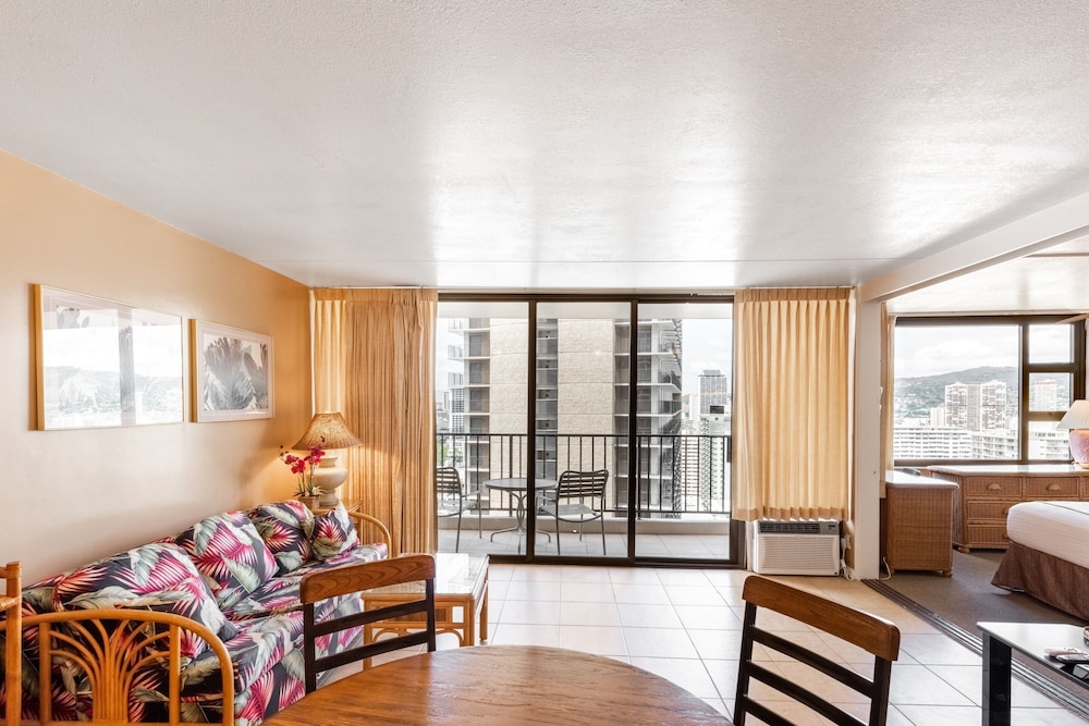 Waikiki Banyan Condo Located One Block From Waikiki Beach by Koko Resort Vacation Rentals - photo 83