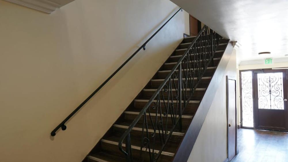 Holly Crest Hotel Los Angeles LAX Airport - photo 13