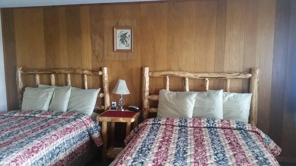 Long Holiday Motel - photo 19