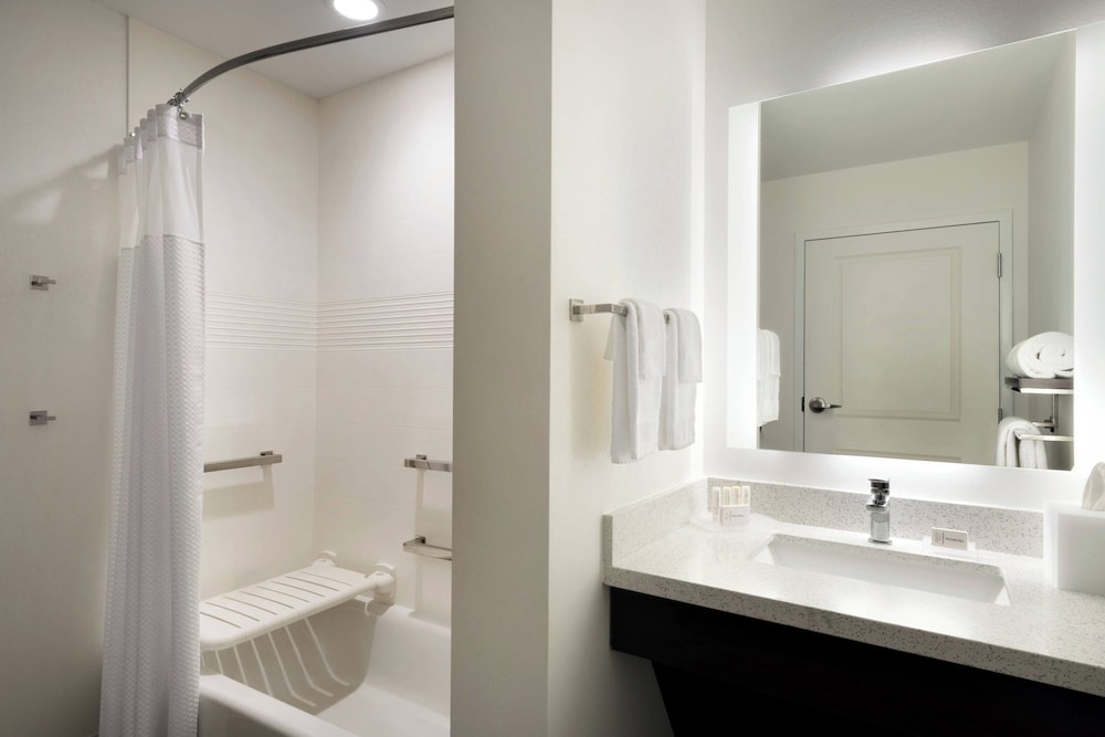 TownePlace Suites by Marriott Minooka - photo 13