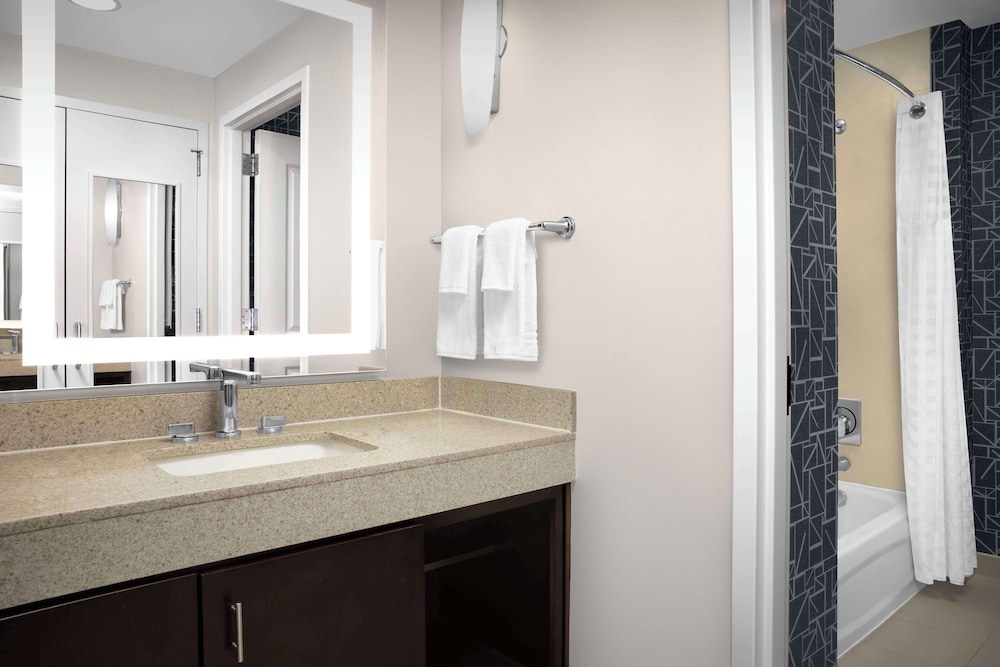 Homewood Suites by Hilton Dallas Downtown TX - photo 32