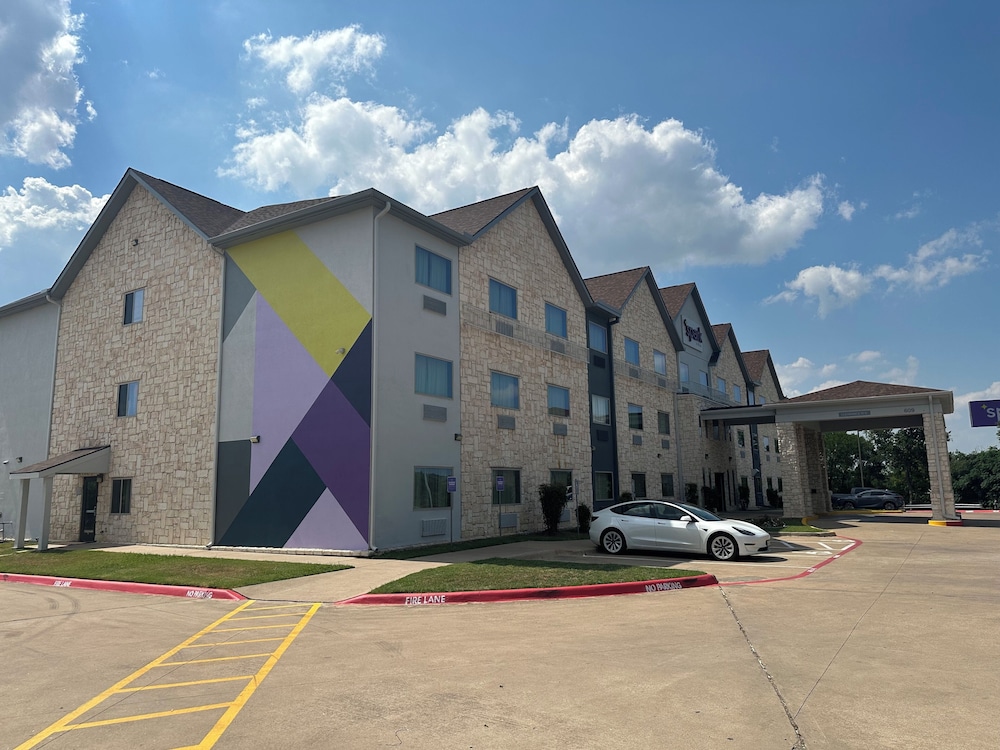 Spark by Hilton Round Rock in Round Rock, United States