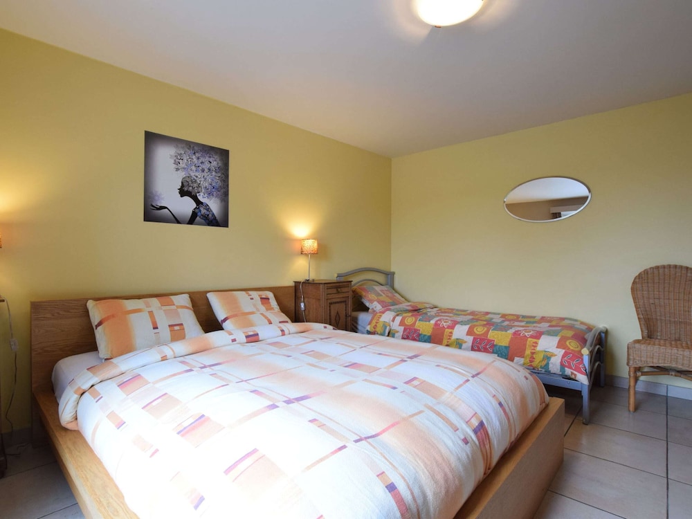 Lovely Spot With Plenty of Outdoor Space — hotel in Sainte-Ode