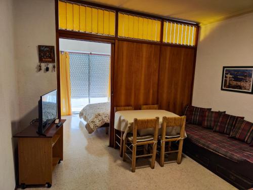 Hermoso departamento monoambiente en edificio MARAL 33 — 4-Star Luxury Hotel in Mar Del Plata, Argentina