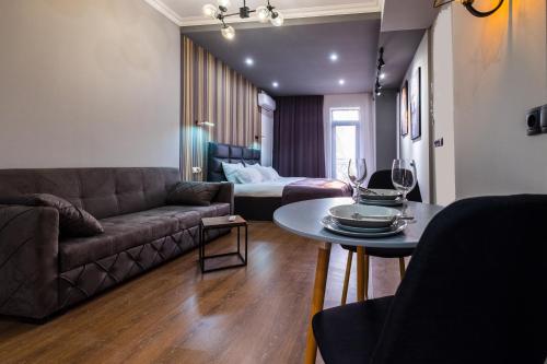 Iren river side apartments