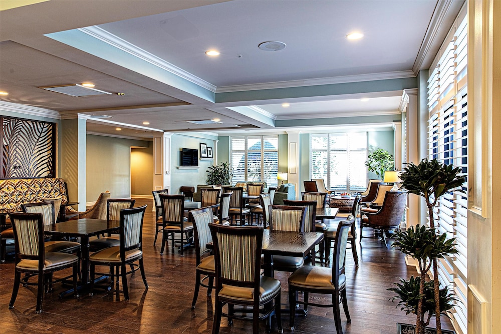 Hampton Inn Charleston Daniel Island - photo 2