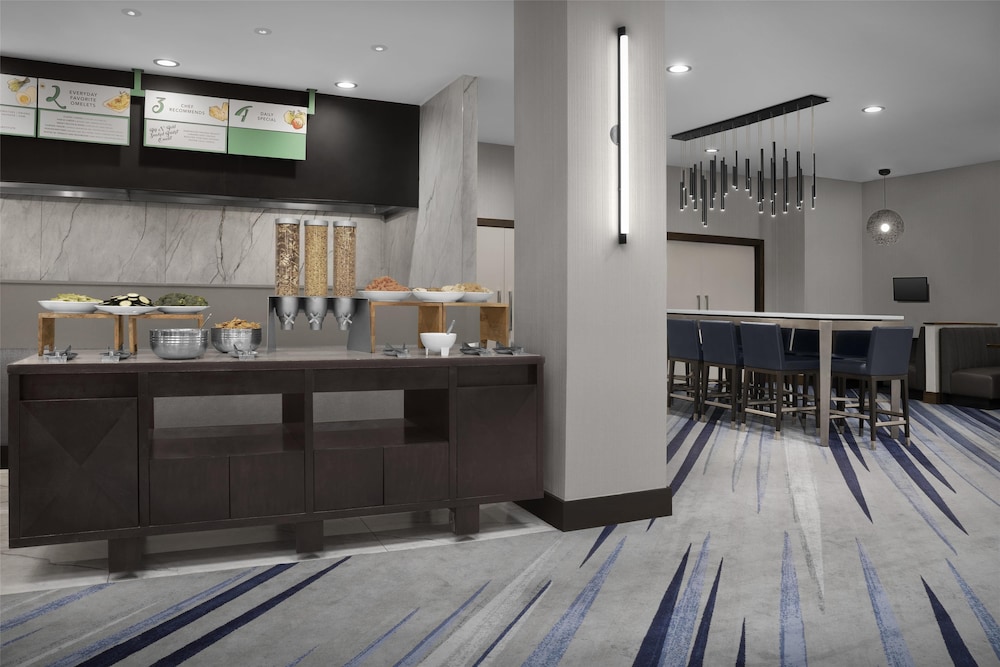 Embassy Suites by Hilton Dallas Near the Galleria - photo 38