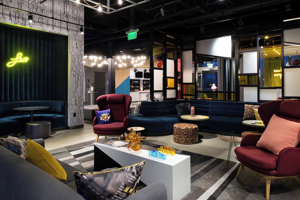 Aloft Charlotte Airport - photo 4