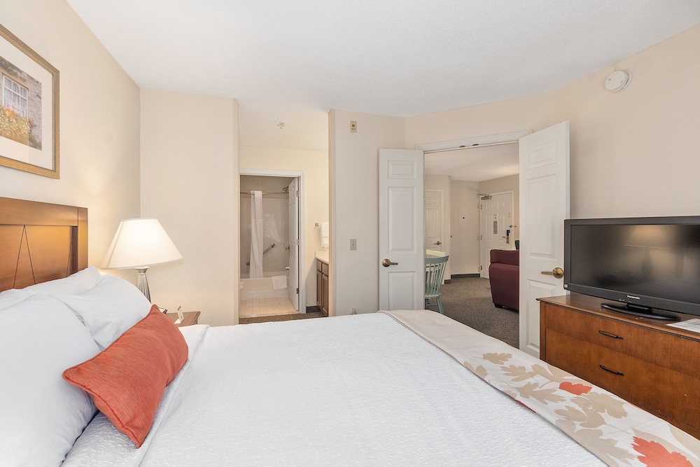 Residences at Daniel Webster - photo 12