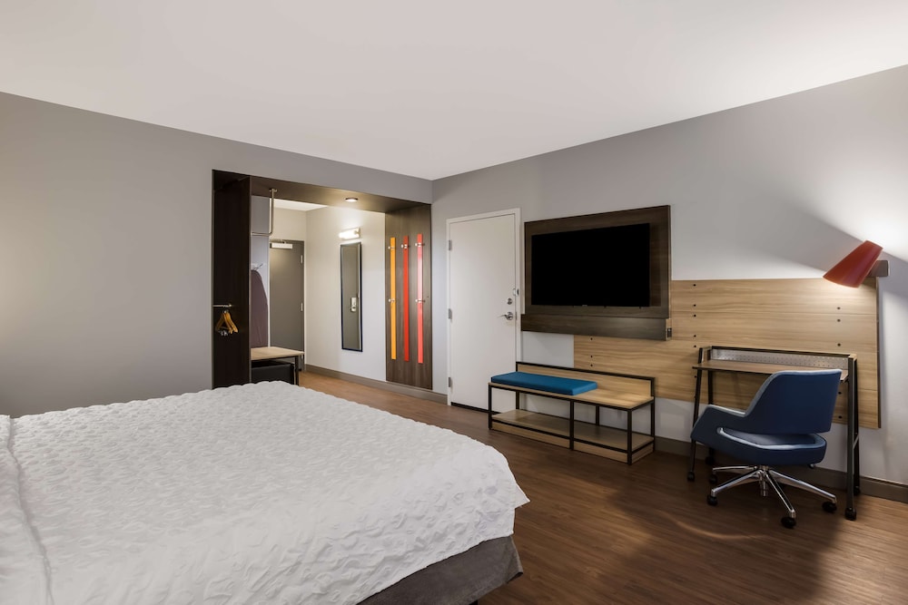Tru by Hilton Traverse City - photo 26