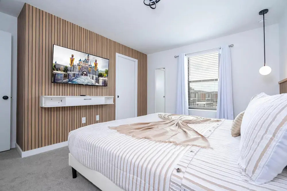 8761 ZD Elegant 3BR Villa in The Hub Resort Comfort Style and Luxury for Your Perfect Getaway - photo 22
