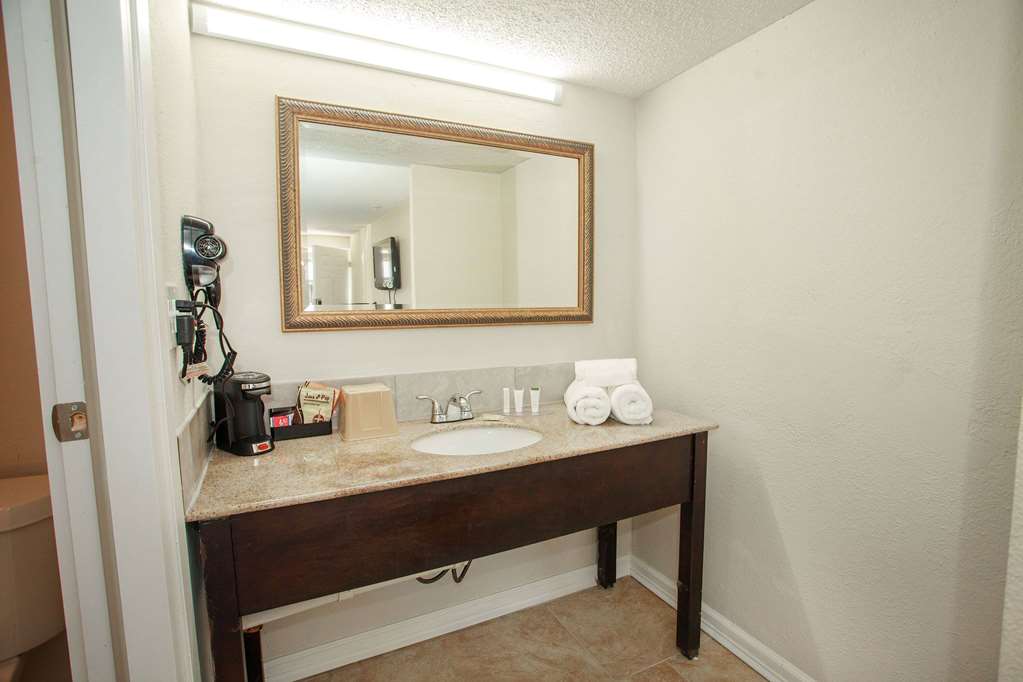 Travelodge by Wyndham Macon West - photo 21